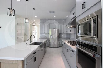 10034 E Thunderbolt Ave in Mesa, AZ - Building Photo - Building Photo