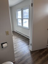 607 NE 3rd Ave in Aledo, IL - Building Photo