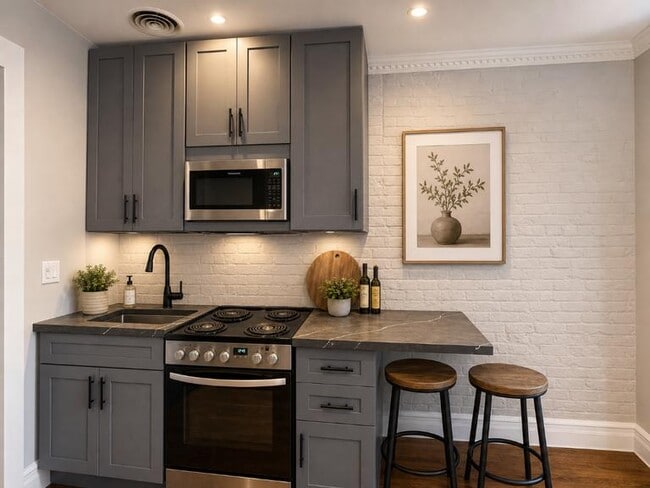 property at 279 E 10th St