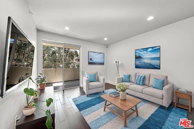 property at 436 S Virgil Ave
