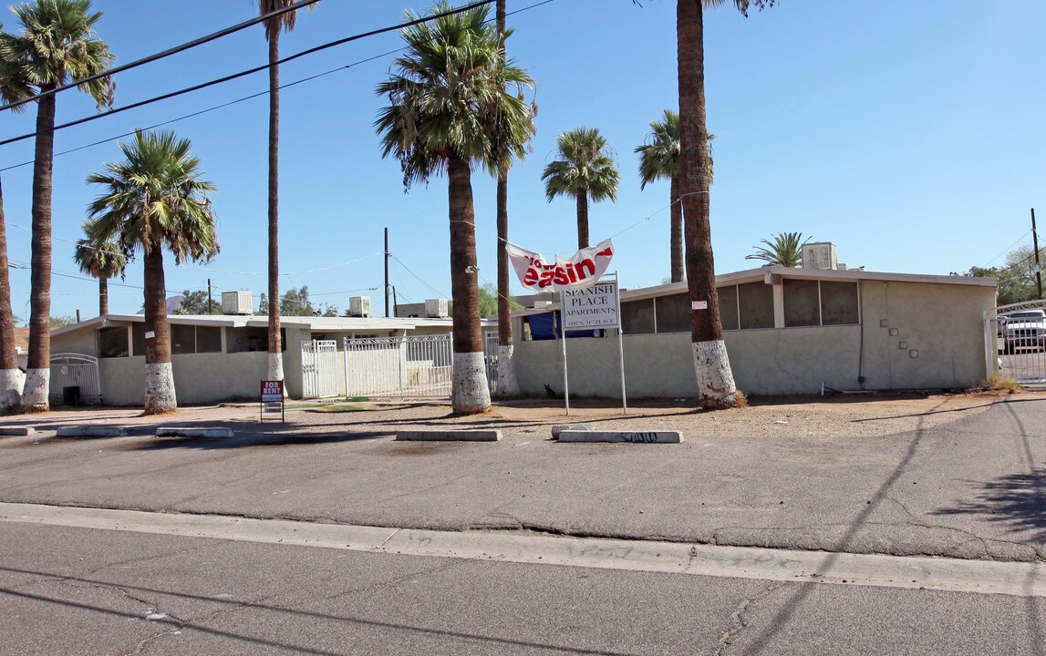 Spanish Place in Phoenix, AZ - Foto de edificio