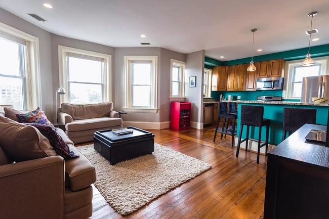 property at 1423 R St NW