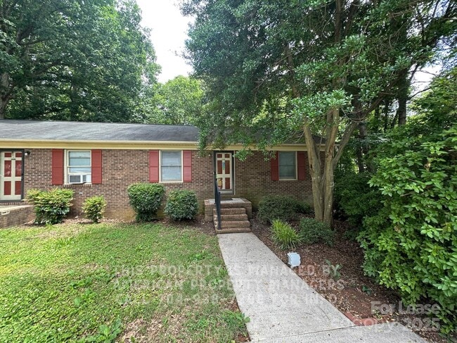 property at 132 Crest Cir