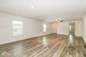 18612 Allen Welch Dr in Elgin, TX - Building Photo - Building Photo