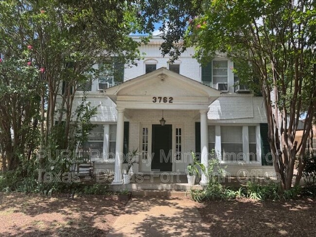 property at 3762 W 7th St