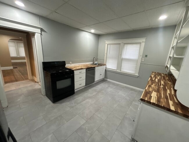 425 Cumberland Ave, Unit 1 in Buffalo, NY - Building Photo - Building Photo