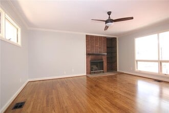 3843 Commander Dr in Chamblee, GA - Building Photo - Building Photo