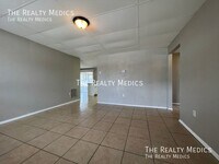 15 Palm Ct photo'