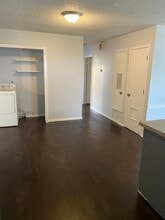 905 Trail St in Floresville, TX - Building Photo - Building Photo