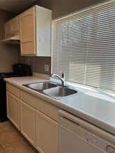 1910 Whiteoak Dr in Garland, TX - Building Photo - Building Photo