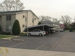 Linden Apartments in Farmington, MI - Building Photo - Building Photo