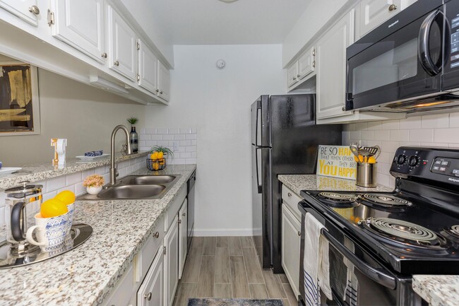 Turtle Pointe Apartments