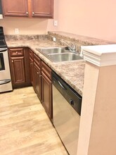 2200 Hadleigh Hills Ct in Navarre, FL - Building Photo - Building Photo