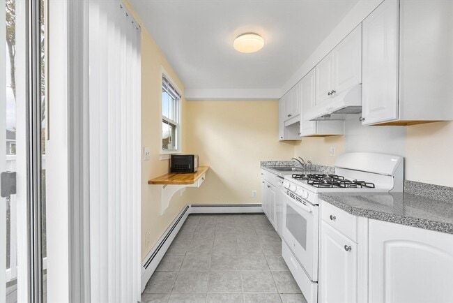 30 Saxton St in Boston, MA - Building Photo - Building Photo