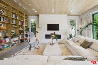 1310 Preston Wy in Los Angeles, CA - Building Photo - Building Photo