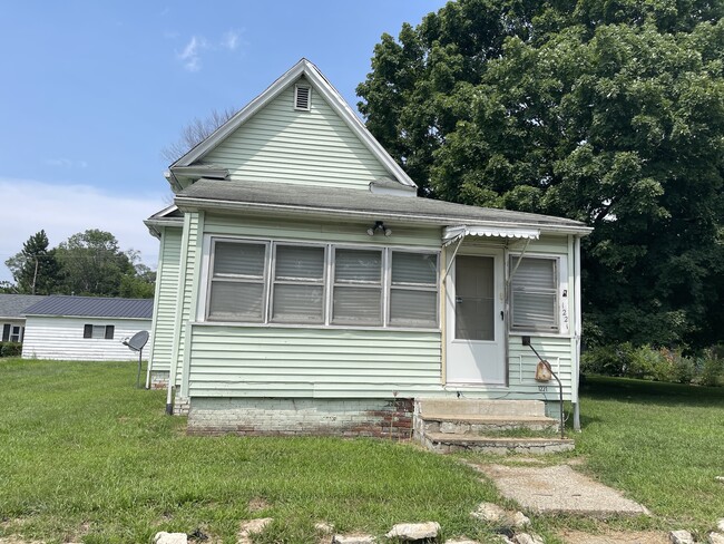 property at 1221 Clarence St