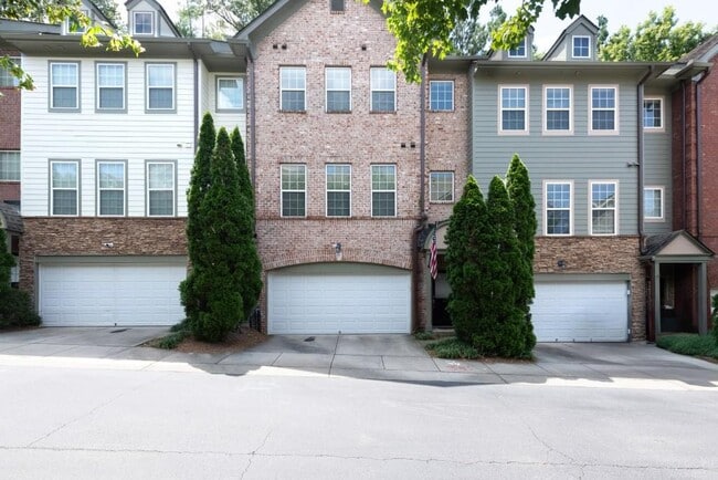 property at 1441 Ashford Creek Cir NE
