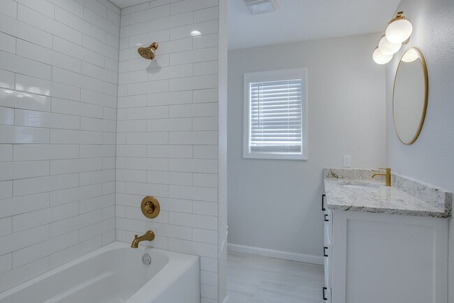 2517 31st St in Lubbock, TX - Building Photo - Building Photo