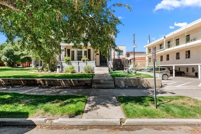 1151 Monroe St in Denver, CO - Building Photo - Building Photo