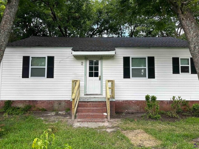 property at 617 Miller Dr