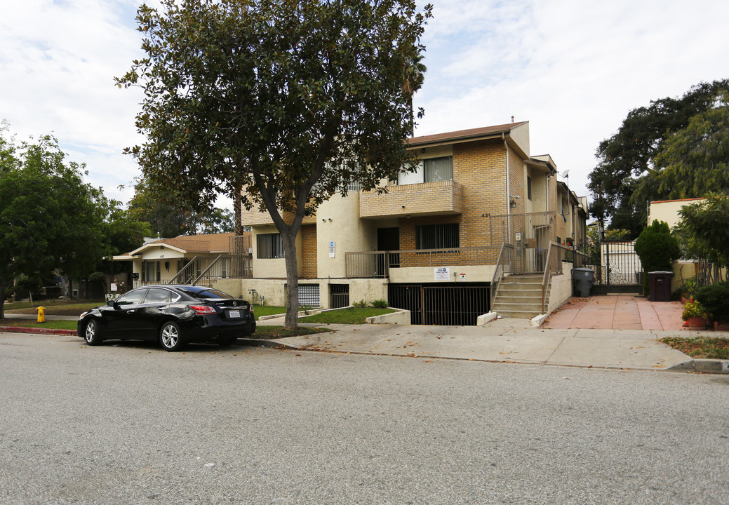 421 Porter St in Glendale, CA - Foto de edificio