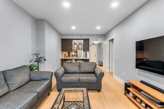 10 Regent St in Jersey City, NJ - Foto de edificio - Building Photo