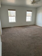 2745 Country Club Way in Montrose, CO - Building Photo - Building Photo