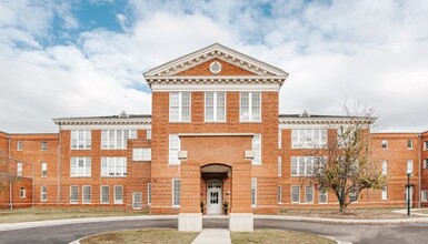 The Bluebird in Wilson, NC - Foto de edificio - Building Photo