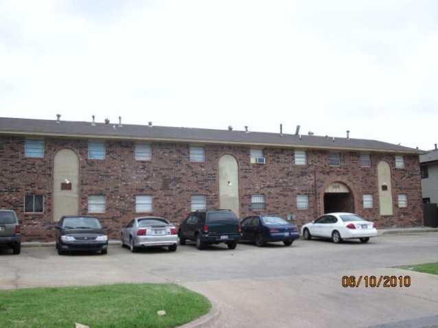 505 SW 30th St in Oklahoma City, OK - Foto de edificio