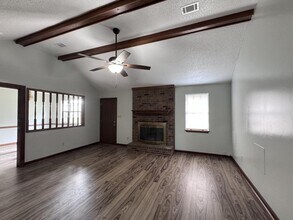 111 Rainbow Ave in Warner Robins, GA - Foto de edificio - Building Photo