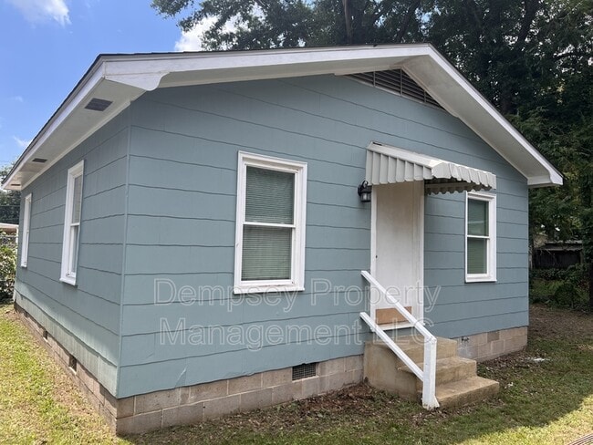 property at 3417 1/2 6th St