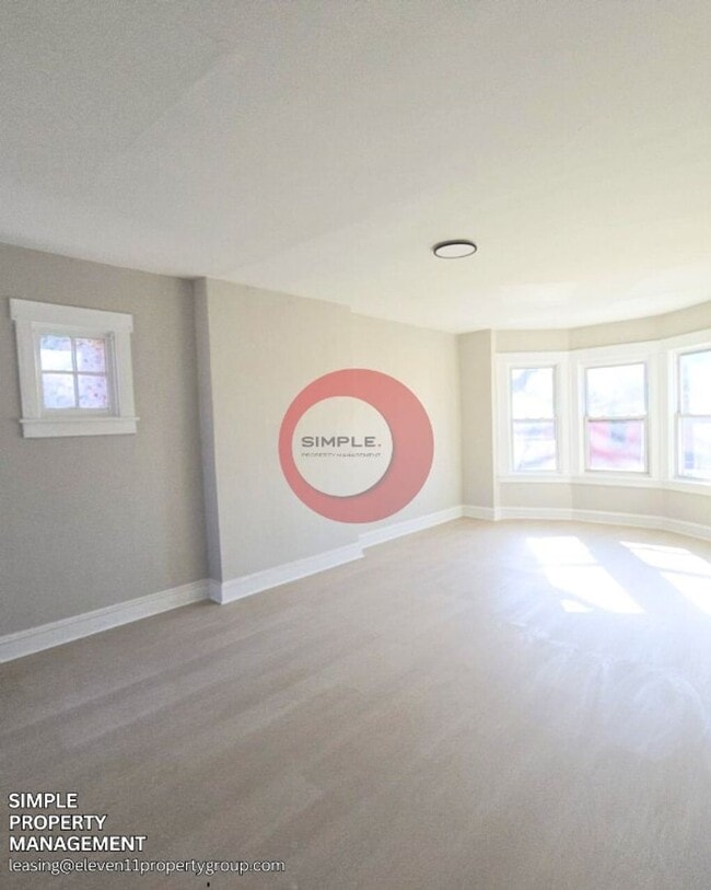 property at 303 S 6th St