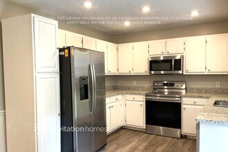 325 Royal Garden Dr in Murfreesboro, TN - Building Photo - Building Photo