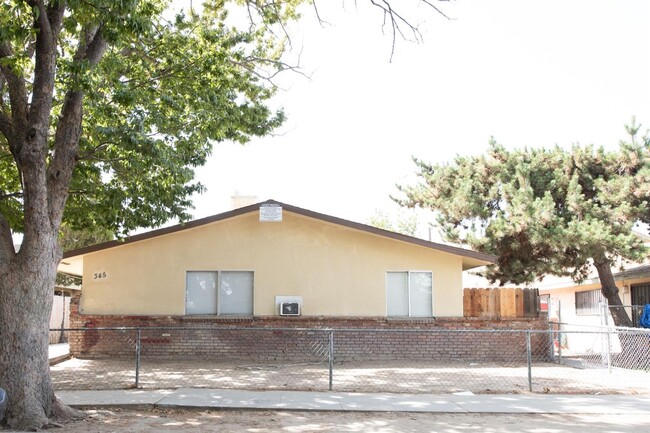 345 N Valeria St in Fresno, CA - Building Photo - Building Photo