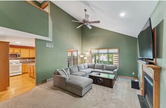 5911 E Open Meadow in McFarland, WI - Building Photo - Building Photo