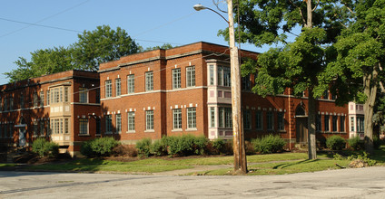 271 Park Ave in Youngstown, OH - Building Photo - Building Photo