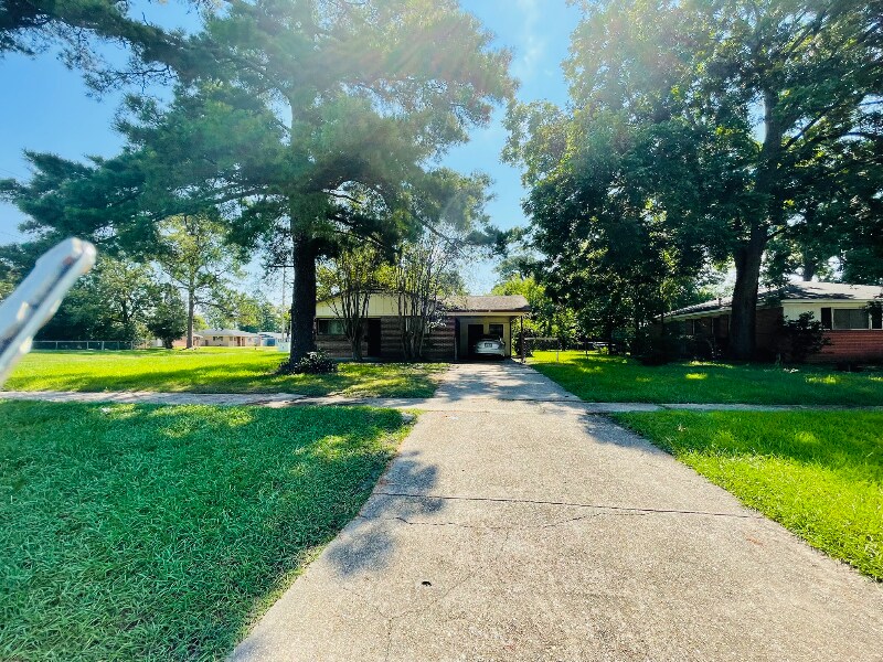 6444 Silverleaf Ave in Baton Rouge, LA - Building Photo