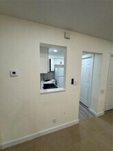 151 SE 6th Ave in Pompano Beach, FL - Foto de edificio - Building Photo