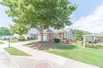 6260 Brookside Ln in Hoschton, GA - Building Photo - Building Photo