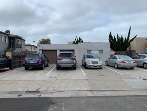 2929 Ingelow St in San Diego, CA - Building Photo - Building Photo