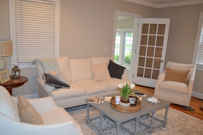 402 E Dudley Ave in Westfield, NJ - Building Photo - Building Photo