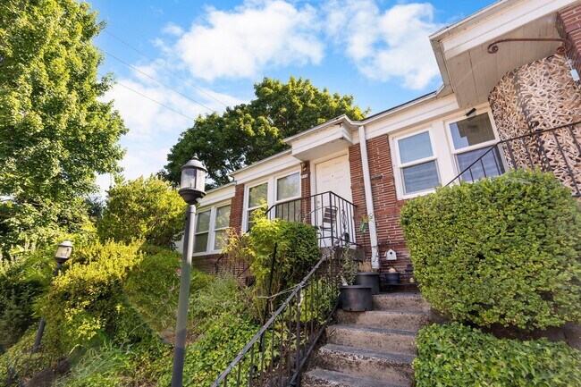 516 SE 15th Ave