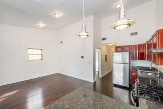 103 Jefferson Ave in Jersey City, NJ - Building Photo - Building Photo