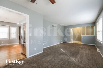 9000 N Grand Ave in Kansas City, MO - Foto de edificio - Building Photo