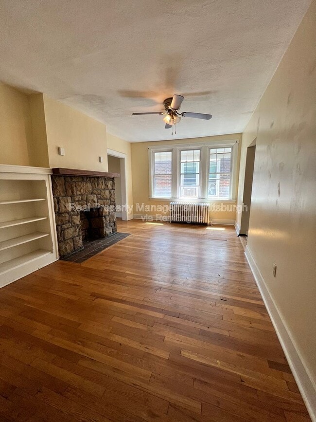 5731 Phillips Ave in Pittsburgh, PA - Building Photo - Building Photo