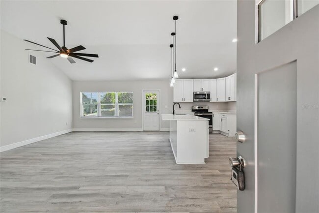 719 Bon Air St in Lakeland, FL - Building Photo - Building Photo