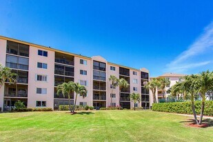 275 Palm Ave, Unit A201 in Jupiter, FL - Building Photo
