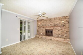 2069 Country Meadows Ln in Sarasota, FL - Building Photo - Building Photo