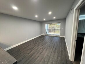 1630 Embassy Dr in West Palm Beach, FL - Building Photo - Building Photo