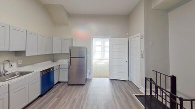 Mount Vernon Apartments in Baltimore, MD - Building Photo - Building Photo